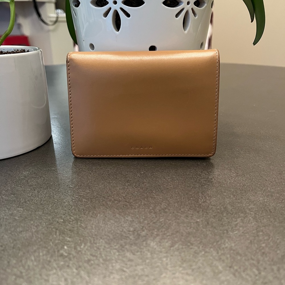 Coach Light Brown Leather Card Holder